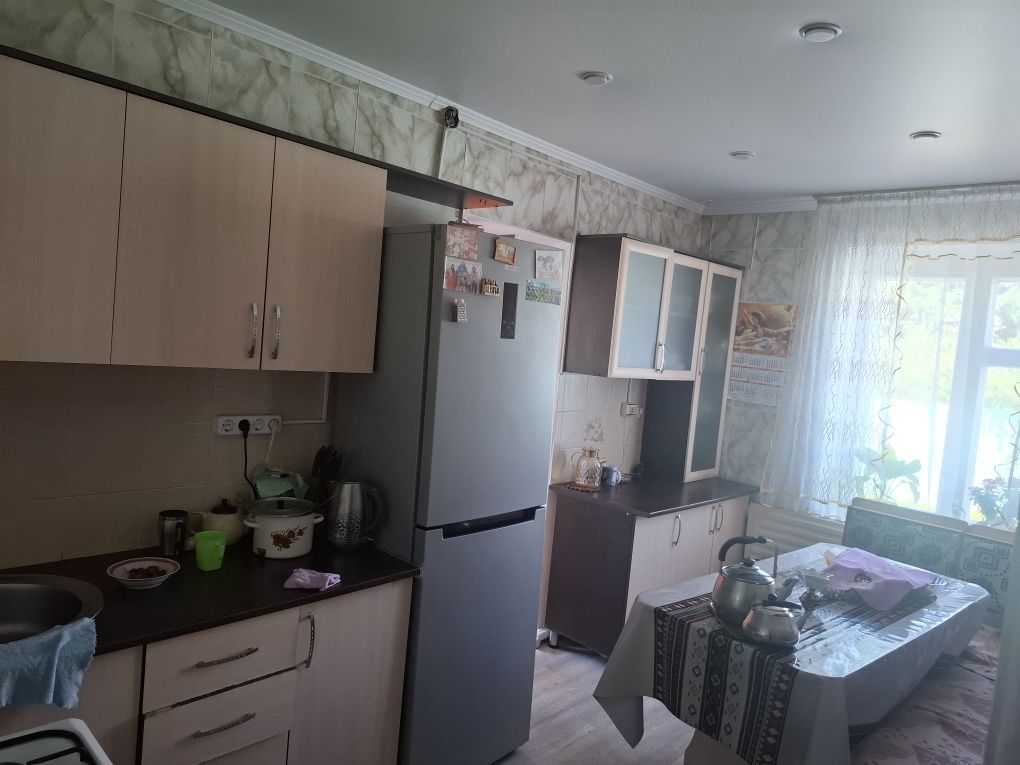 Продам 2х уровневый дом