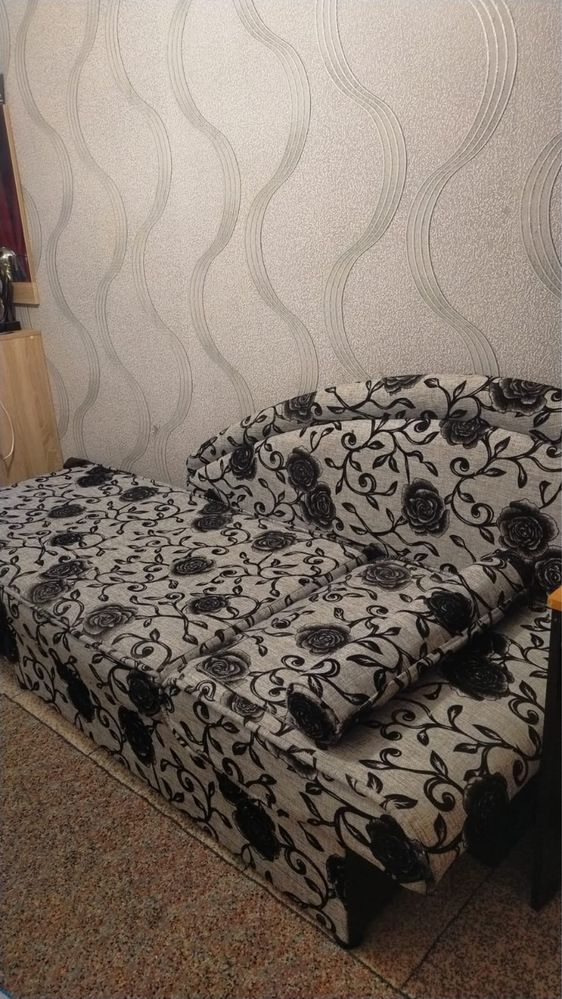Продам диван 30 тыс