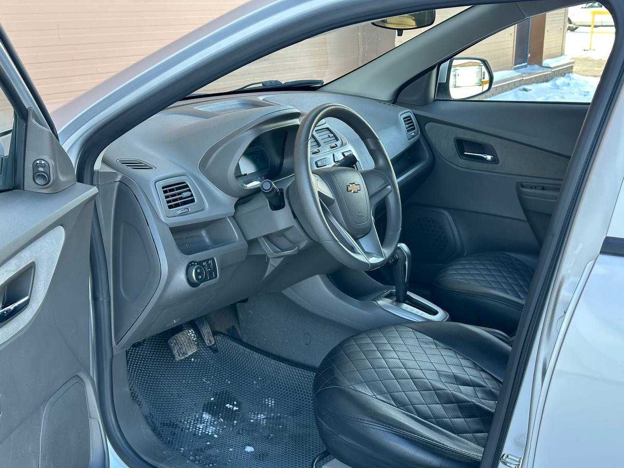 Chevrolet Cobalt БЕЗ ВОДИТЕЛЯ. Прокат авто. Аренда авто. Аренда машин.