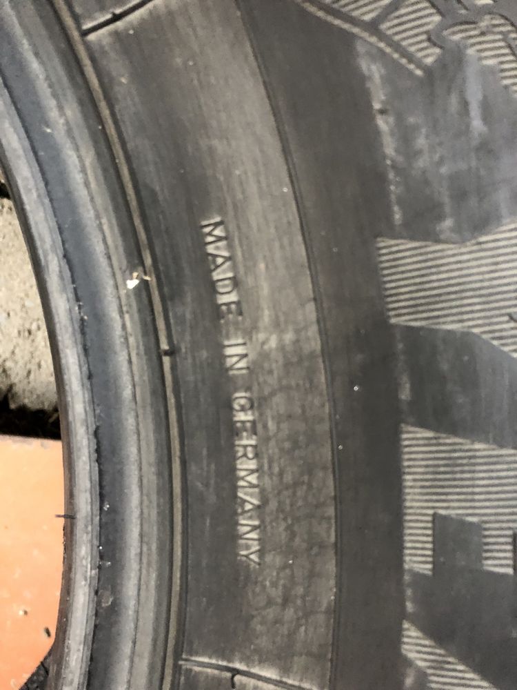 Продам зимние шины Goodyear Ultra Grip Ice Arctic