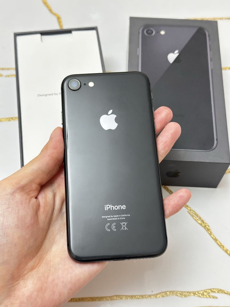 iPhone 8 - 64 ГБ | Черный | Отличное состояние