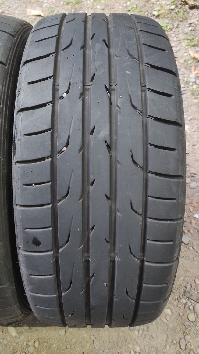 Комплект шин 225/40/18 Dunlop direzza dz102