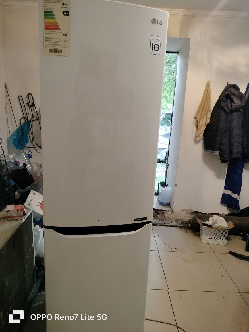 Продам холодильник Lg