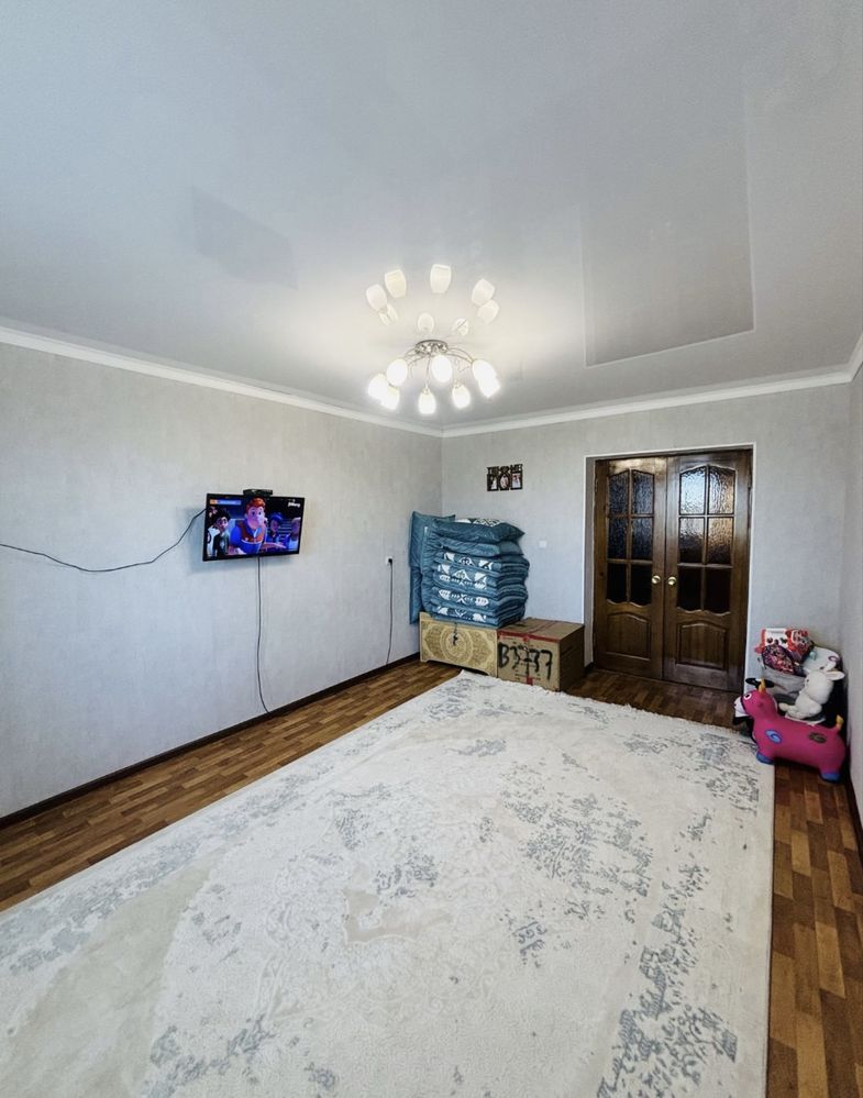 Продам 3-х комнатную квартиру в центре