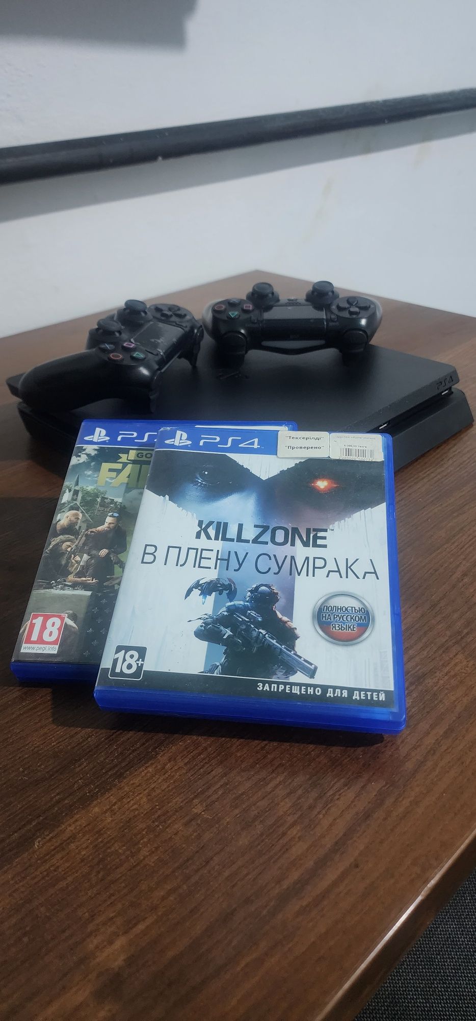 Playstation 4 в хорошим состояний