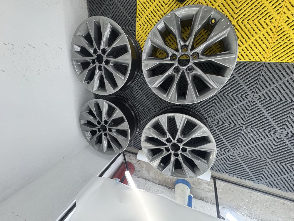 Lexus es 300h диски