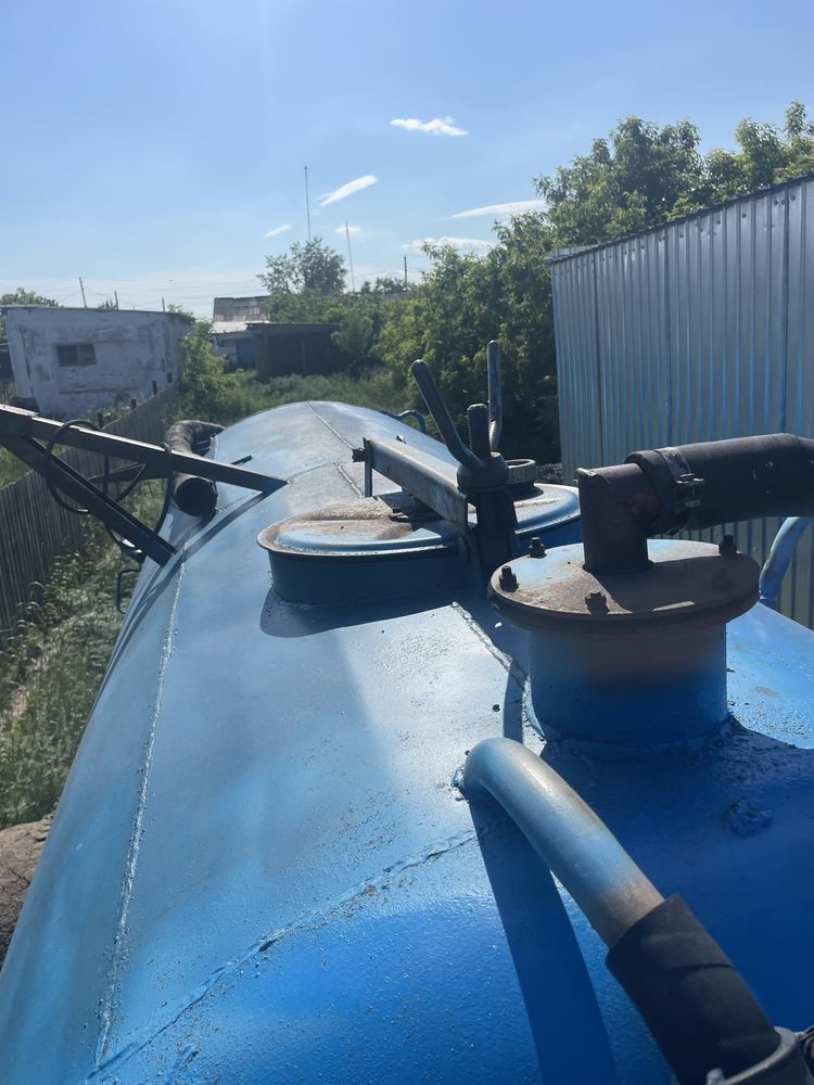 Продам бочку под питьевую воду 5.5куб