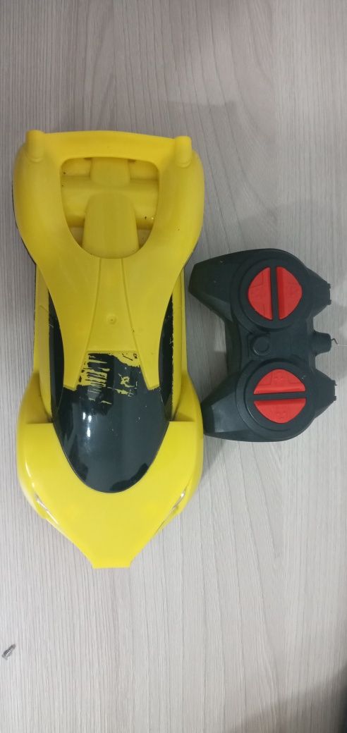 Продам машинки с пультом
