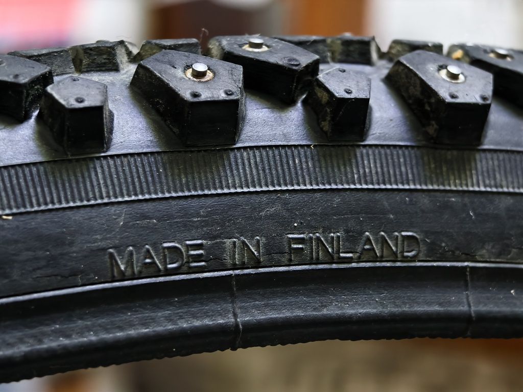 Зимние вело покрышки Continental