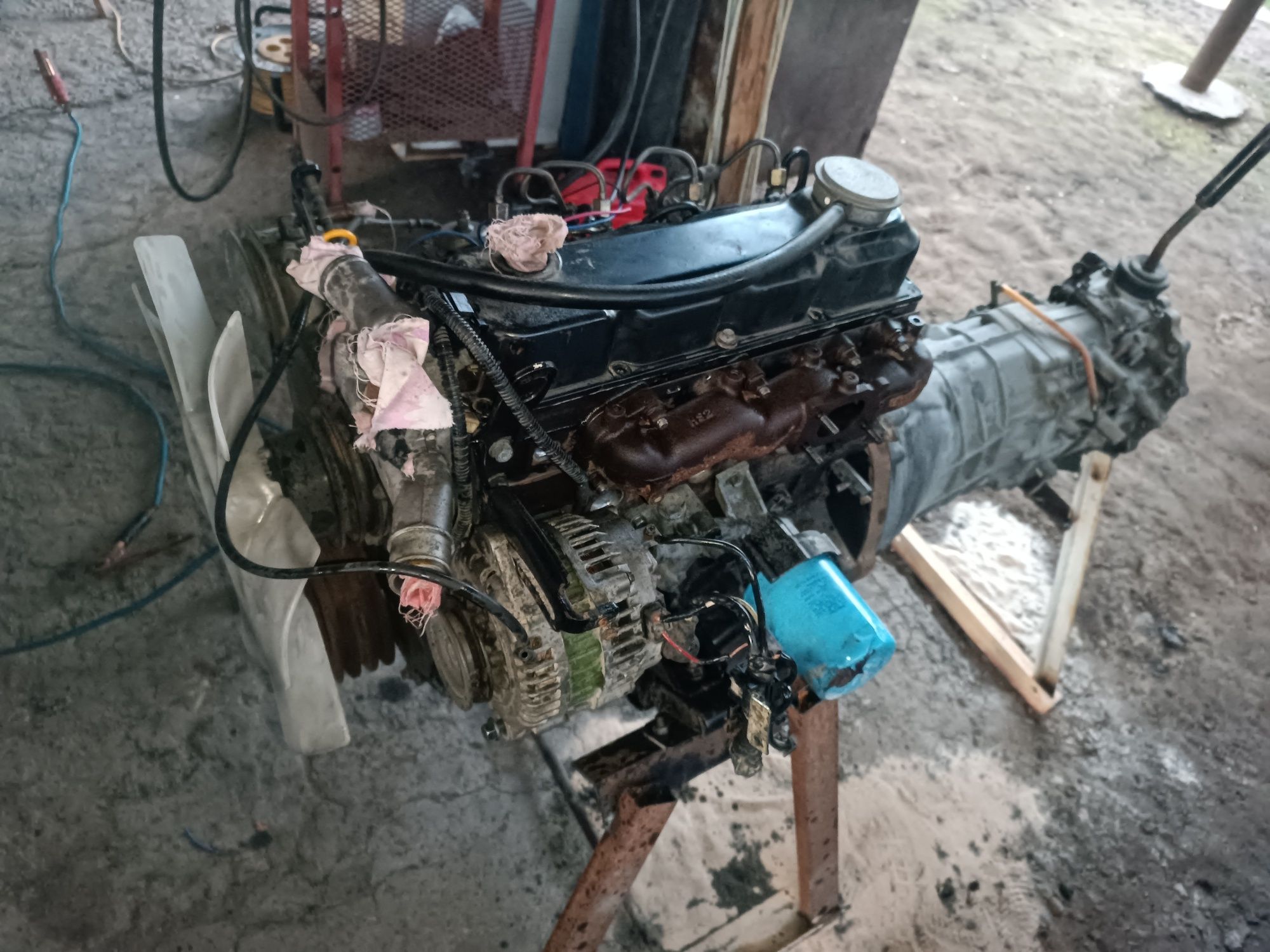 Двигатель  с коробкой QD32 Nissan Patrol