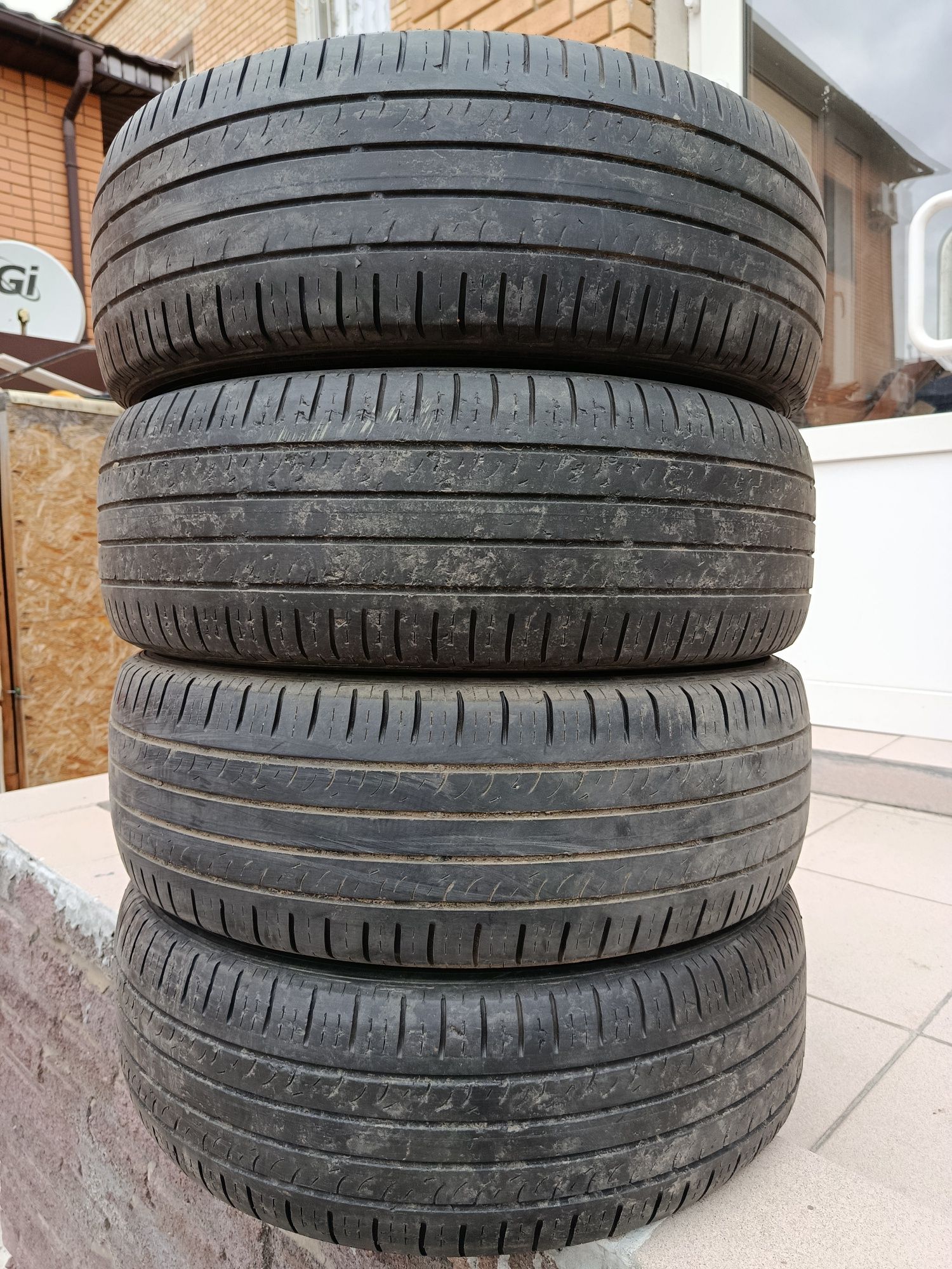 Nexen 205 65 R16