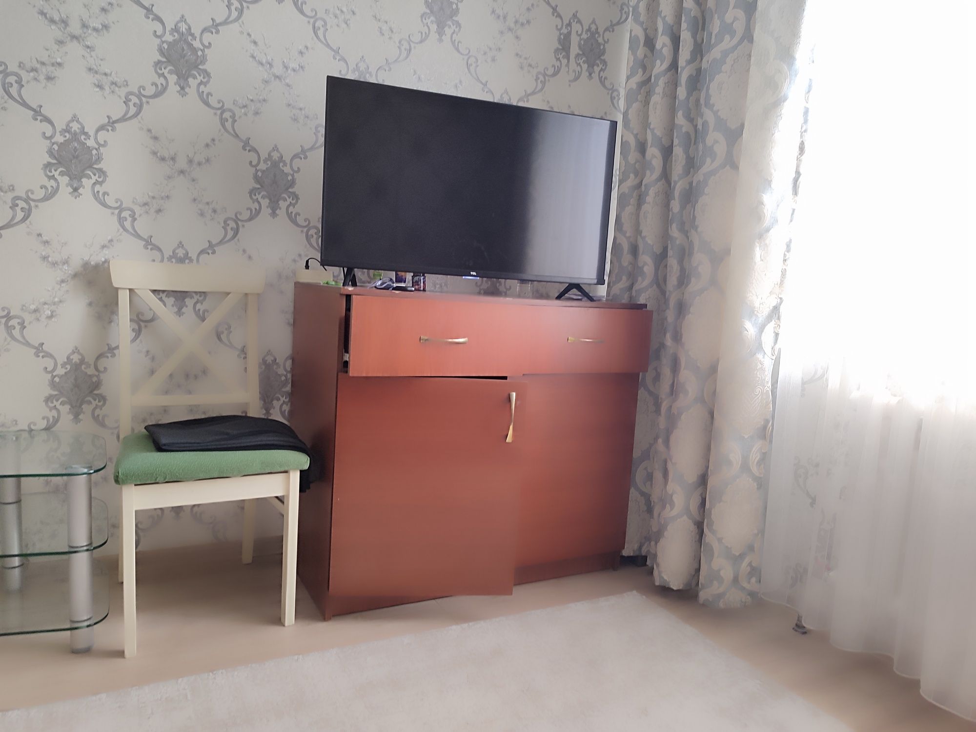 Продам бу комод в зал спальню прихожую
