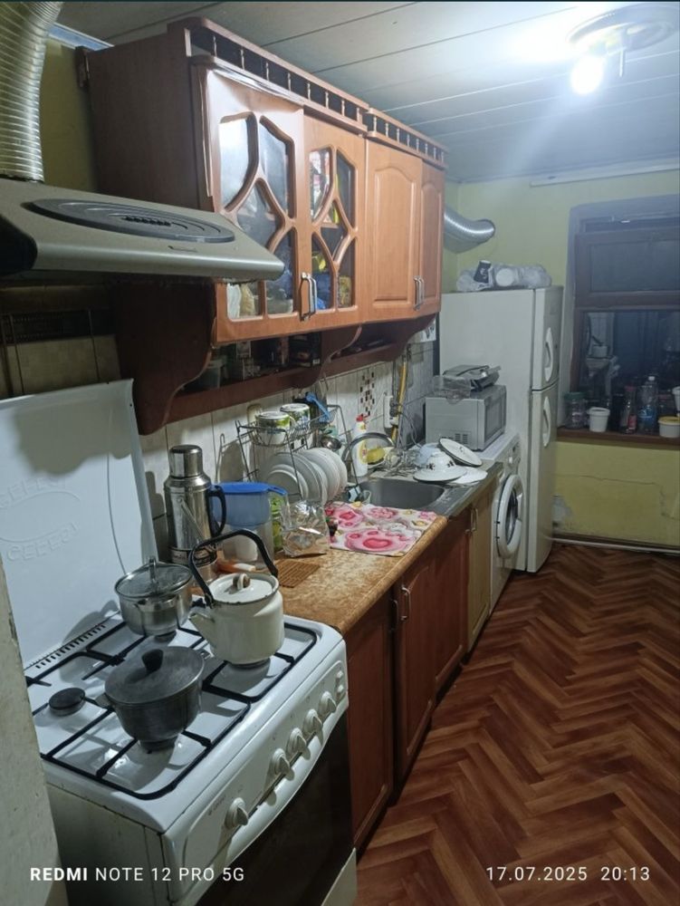 Продается дом в центре Аксукента