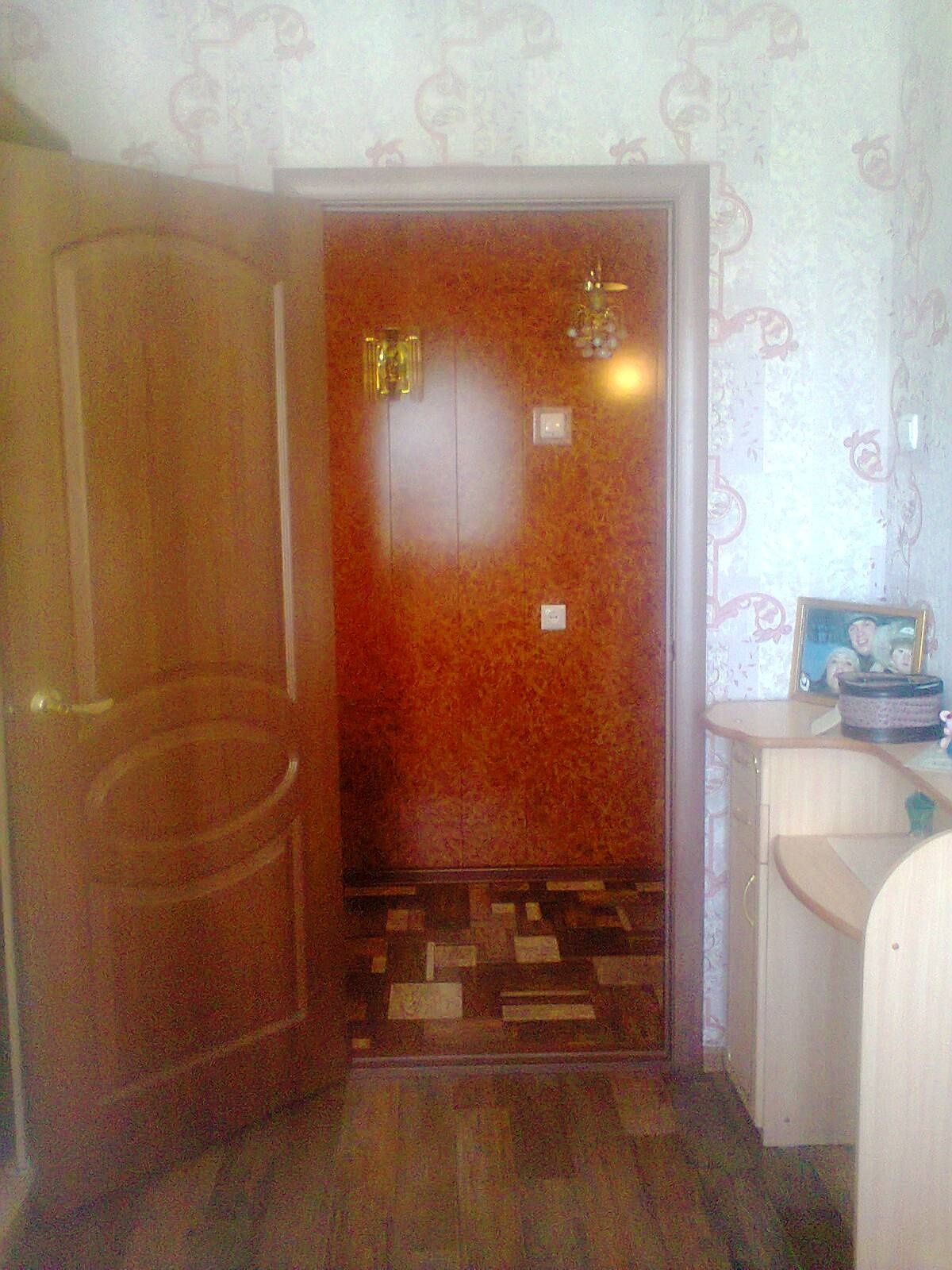Продам или меняю 4 комнатную кв. на 4комн. большего размера