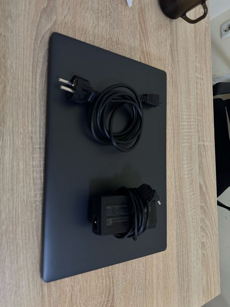 Ноутбук Хіаті RedmiBook i3