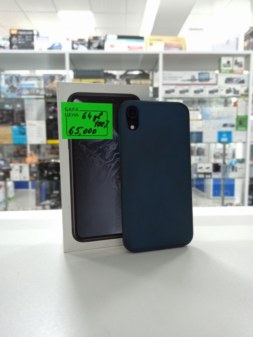 iPhone Xr , 64gb , 100%.