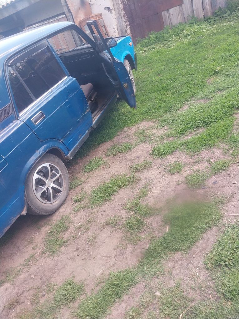 Ваз 2107 продам.