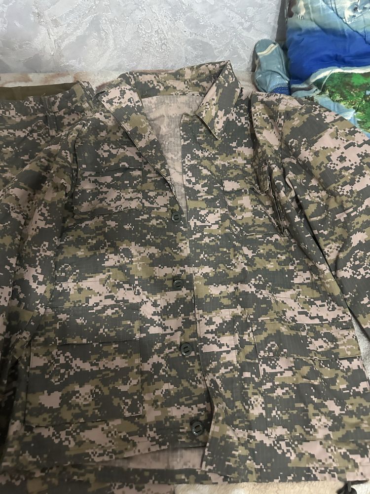 Продам военную форму