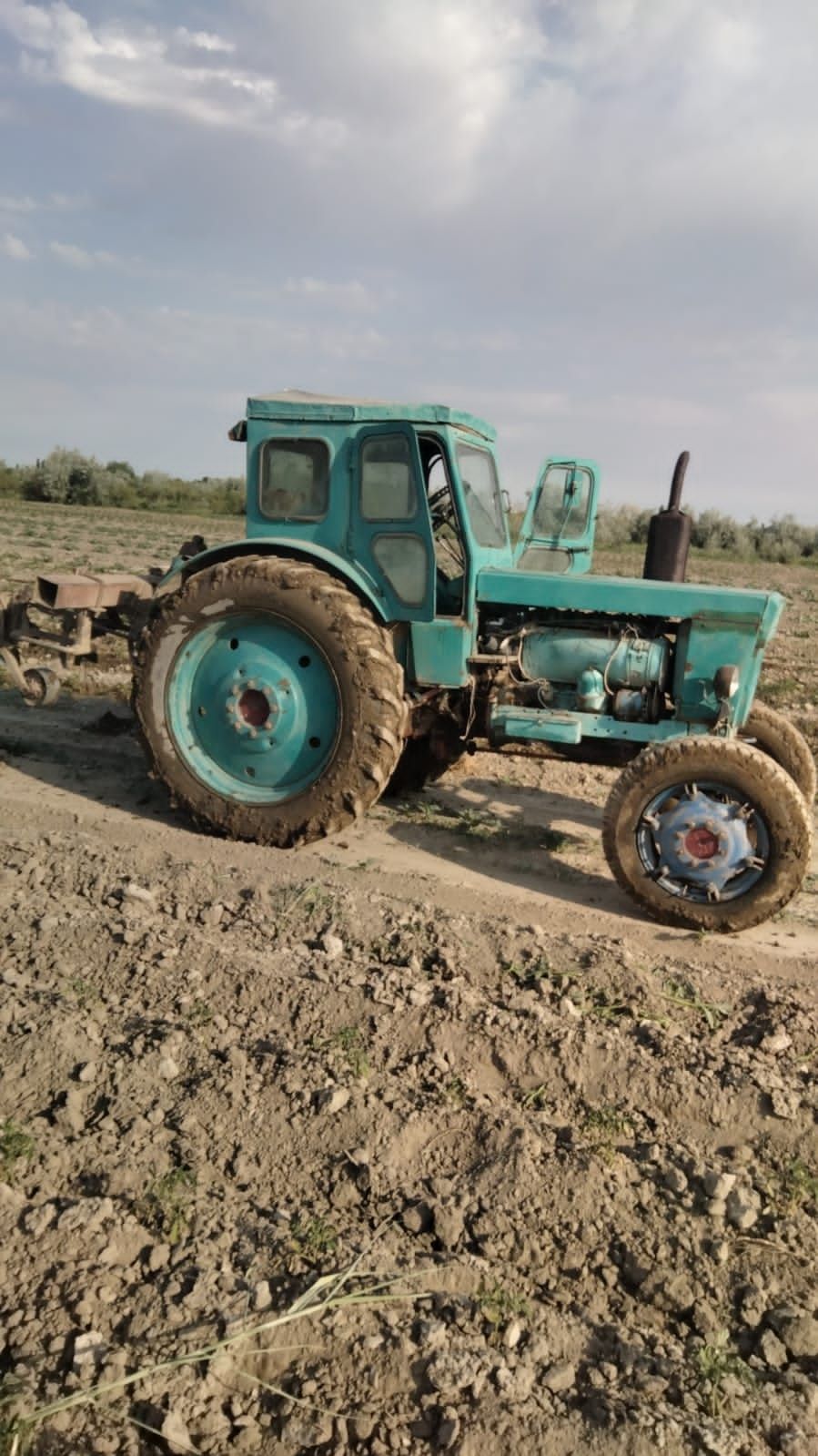 Трактор сатылады