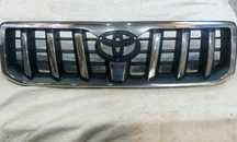 Решётка радиатора Toyota Prado 120