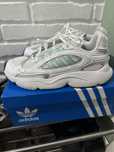 Продам кроссовки Adidas оригинал,летние.