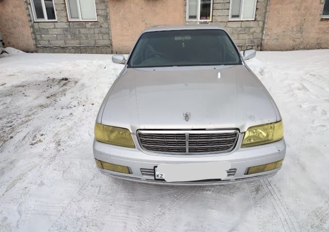 Срочно продам или обменяю  Nissan Gloriya