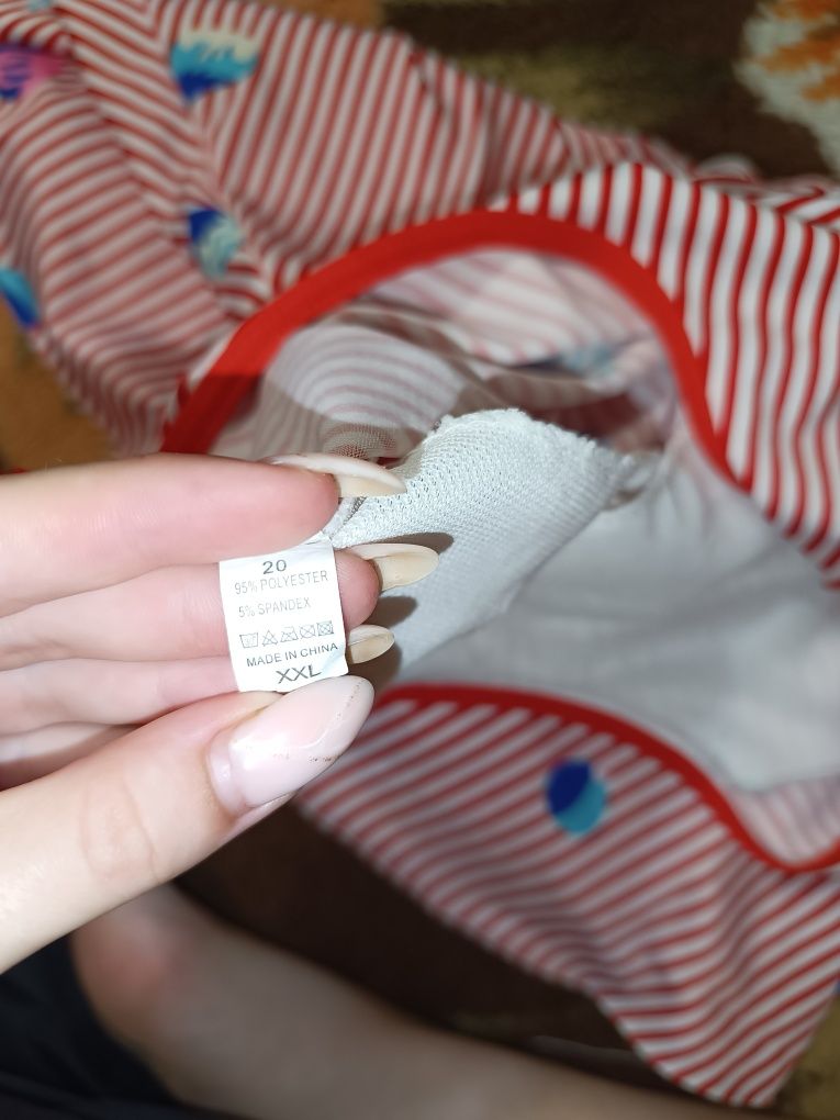 Продам купальники