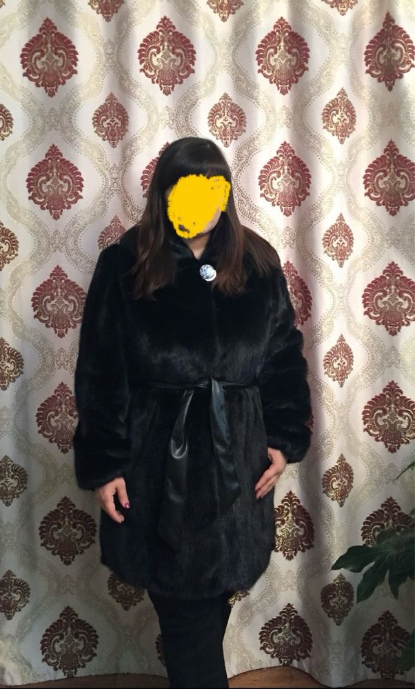 Продам норковую шубу черную