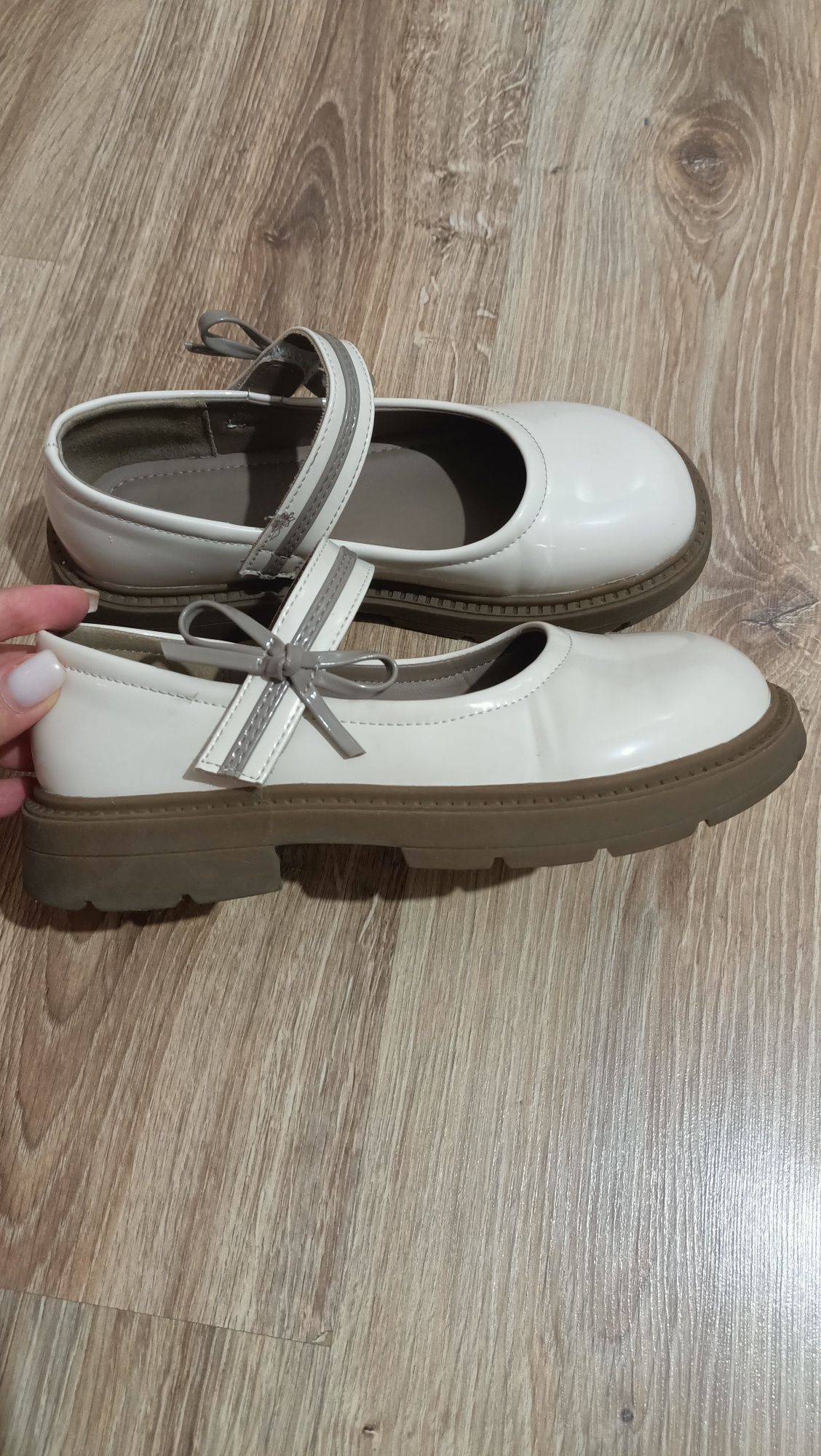 Туфельки для девочки