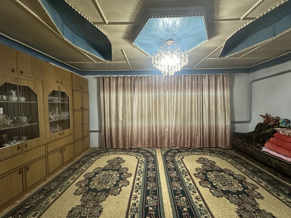 Қала орталығында 2 этажды үй сатылады