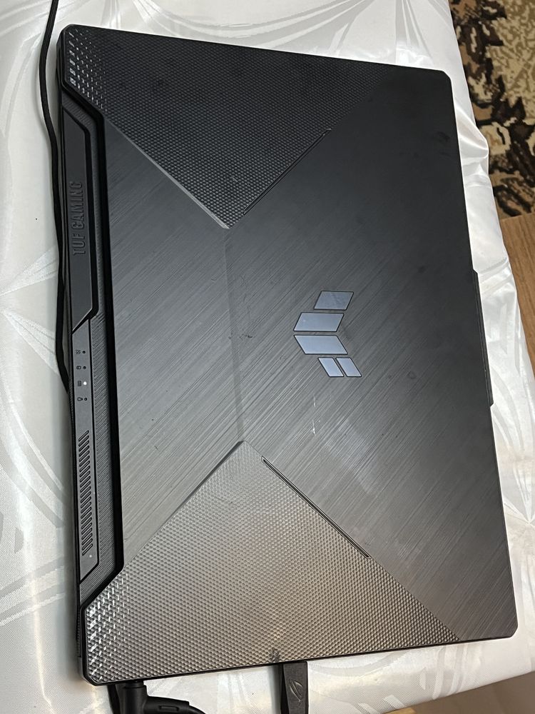 Asus TUF Gaming F15 FX506HE + мышка