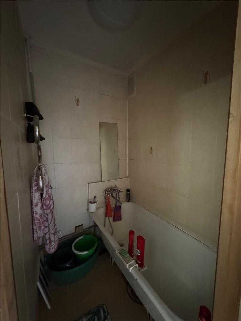 Продам 3-х ком на 6 мкр 3/5 этаж, ипотека