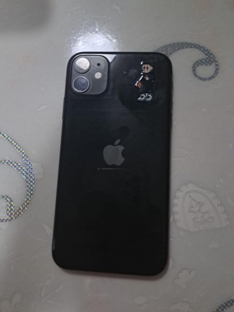 продам iphone 11