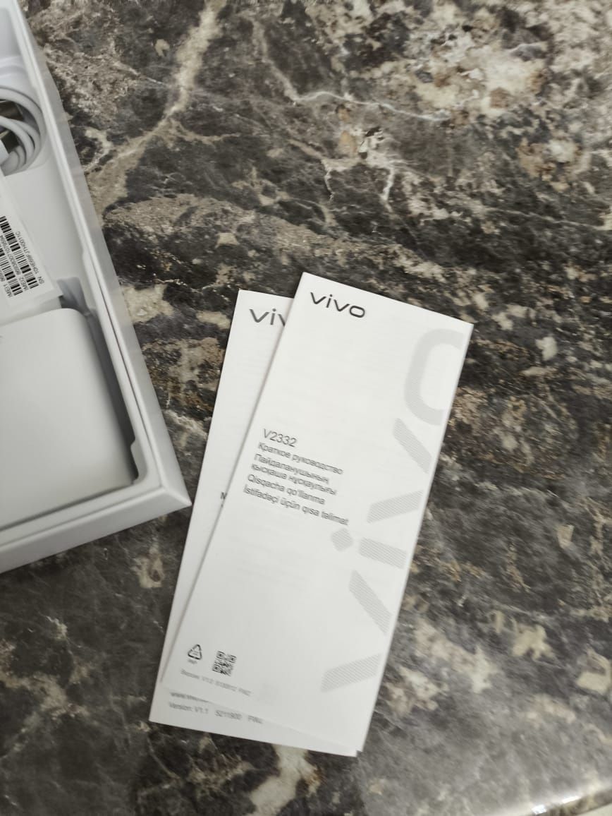 Телефон Vivo новый в коробке ни разу не использованный