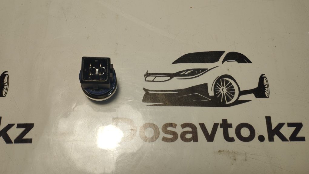 Датчик температуры Skoda Volkswagen Seat Ford