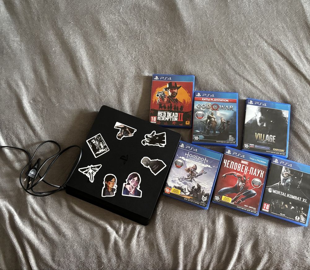 Продаю sony playstation4 slim