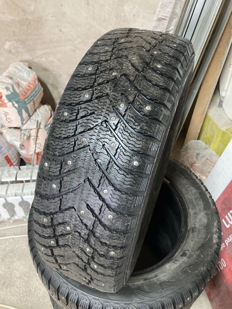 Продам зимние шины
