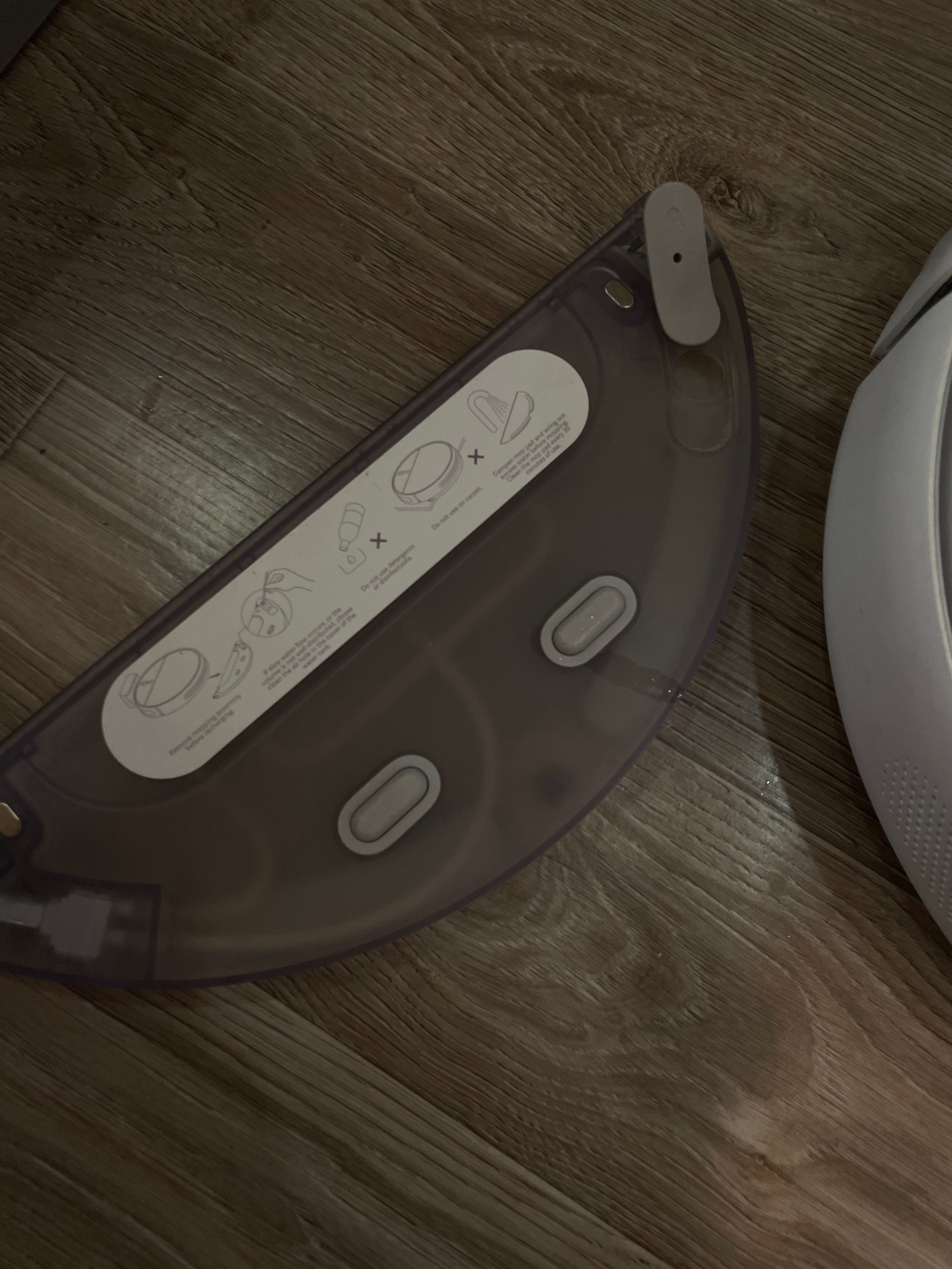 Робот-пылесос Xiaomi Mi Robot Vacuum-Mop