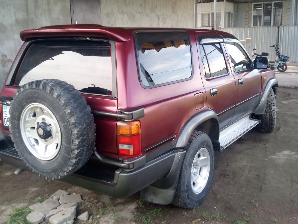 Продам hilux surf срочно