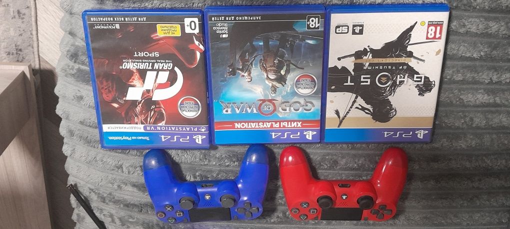 Playstation 4 игровая приставка