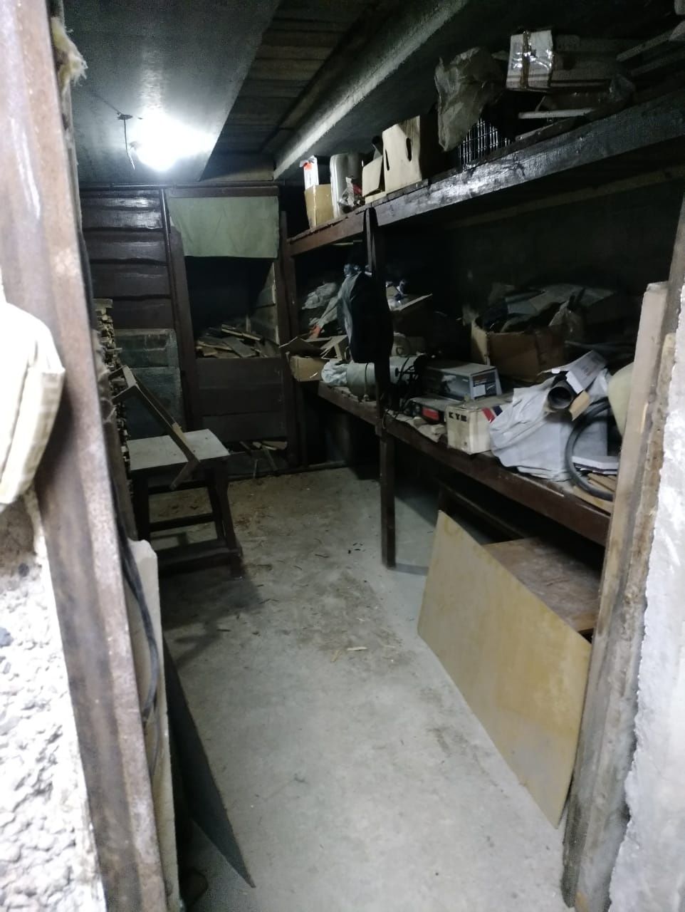 Гараж 140 КВ м,Павлова 5