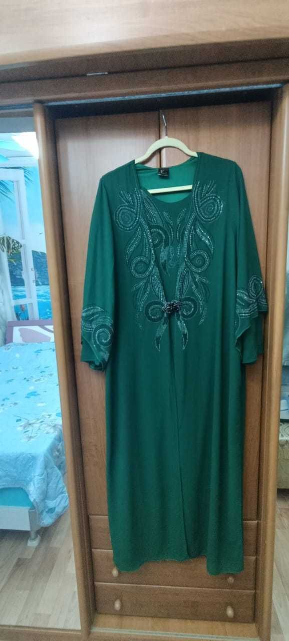 Продам нарядное платье