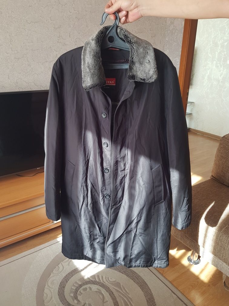 Продам куртку суртюг