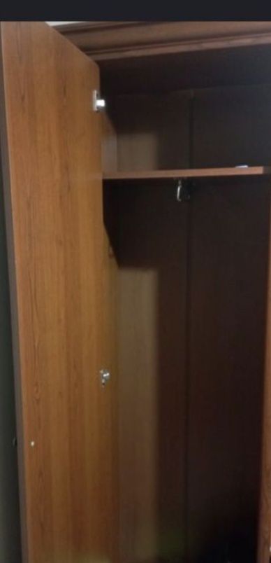 Шкаф  новый прихожая  зеркальный
