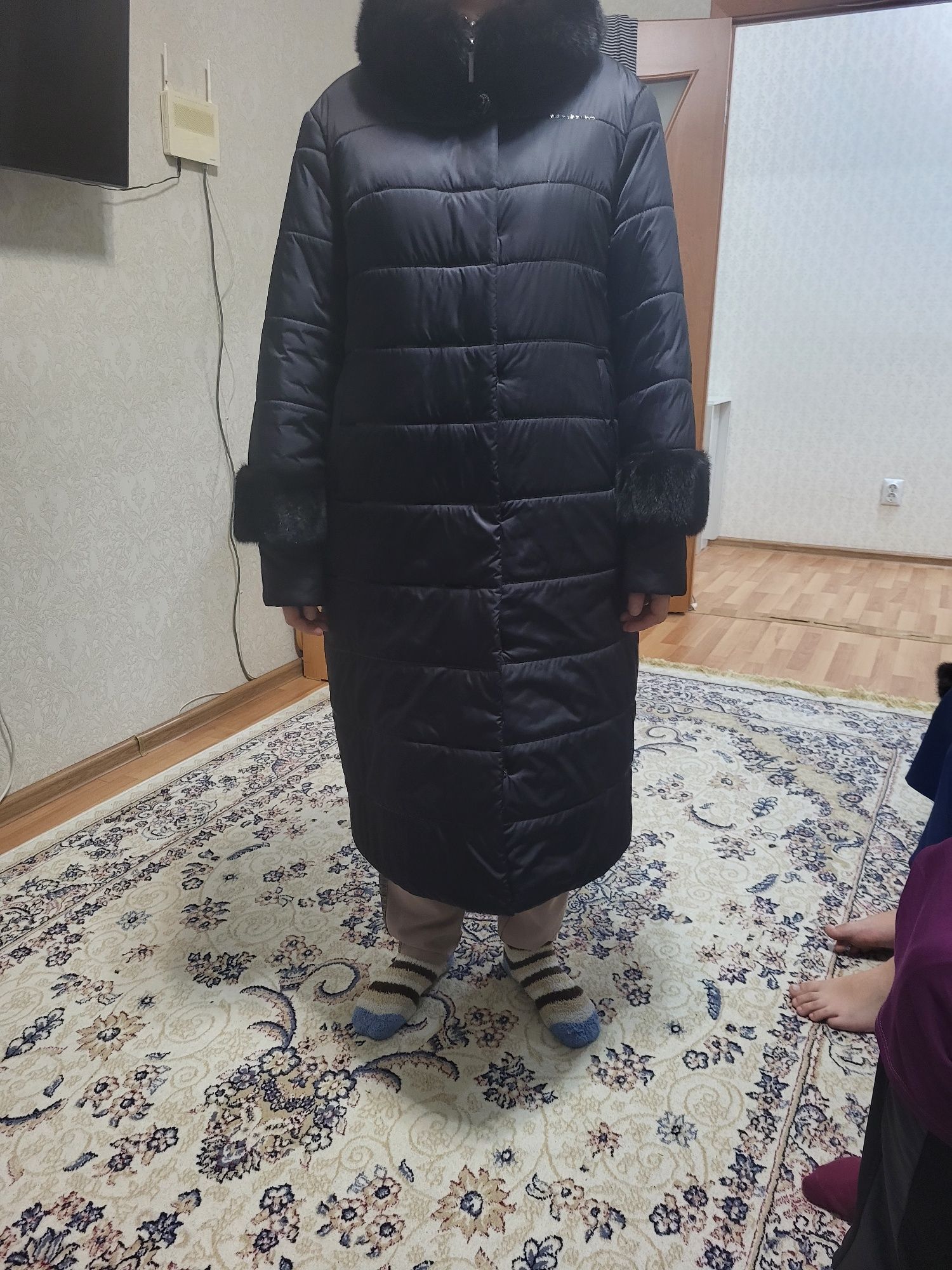 Продам пуховик бу в отл состояний