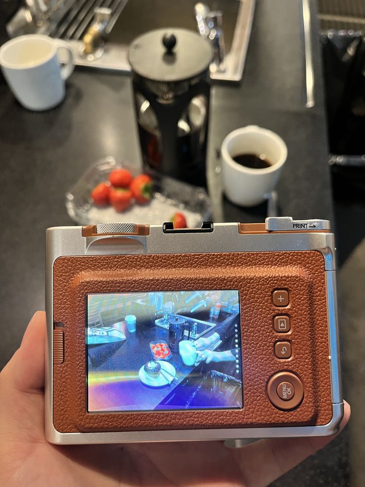 Фотокамера моментальной печати Fujifilm Instax Mini Evo коричневый