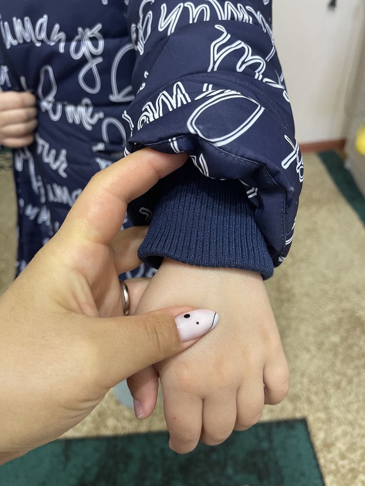 Пуховик для девочки Button Blue