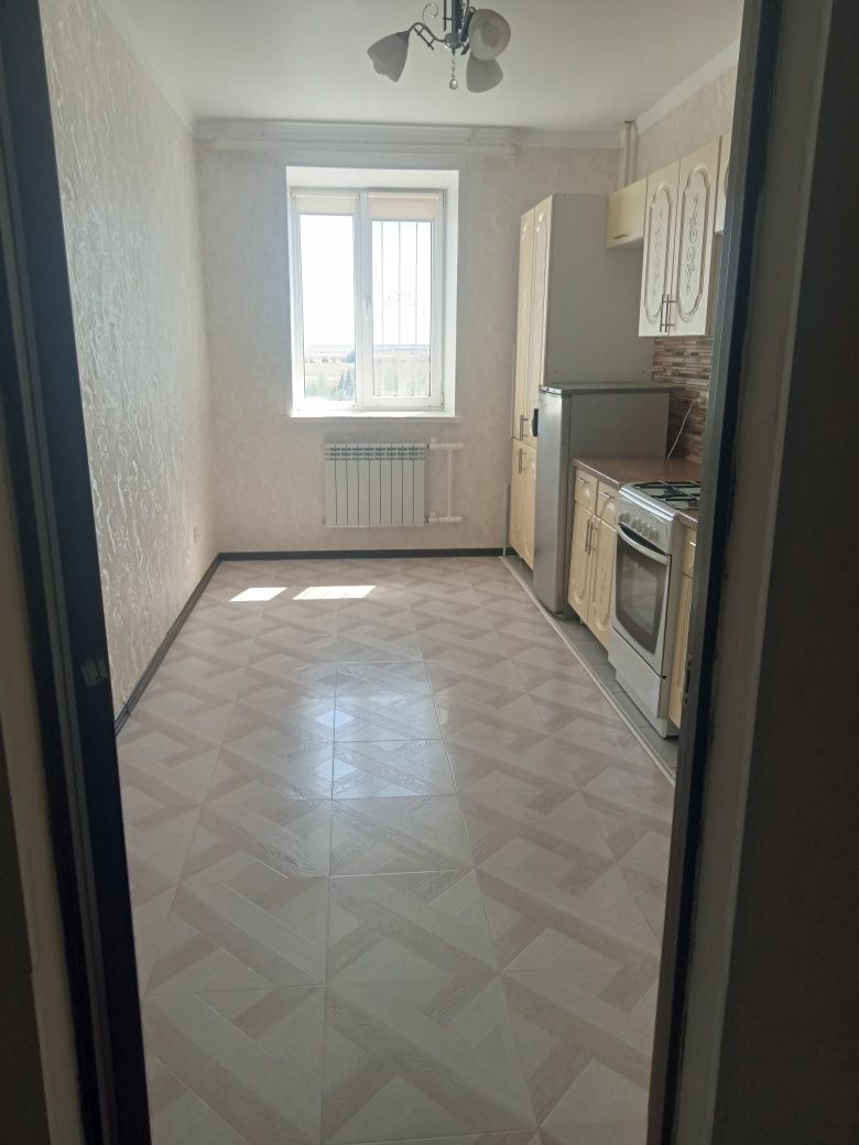 Продам 2-х комн кв в мкр Болашак.на 4 этаже 10 эт дома