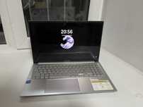 ASUS vivobook X1505ZA OLED
