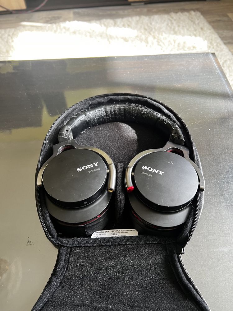 Sony MDR 1RNC шумоподавляющие наушники